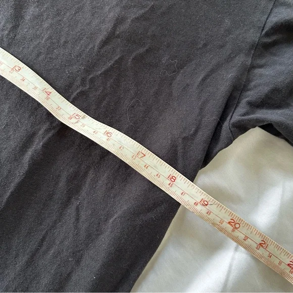 Patagonia Men's Black Short Sleeve T shirt slim fit organic - Picture 5 of 6